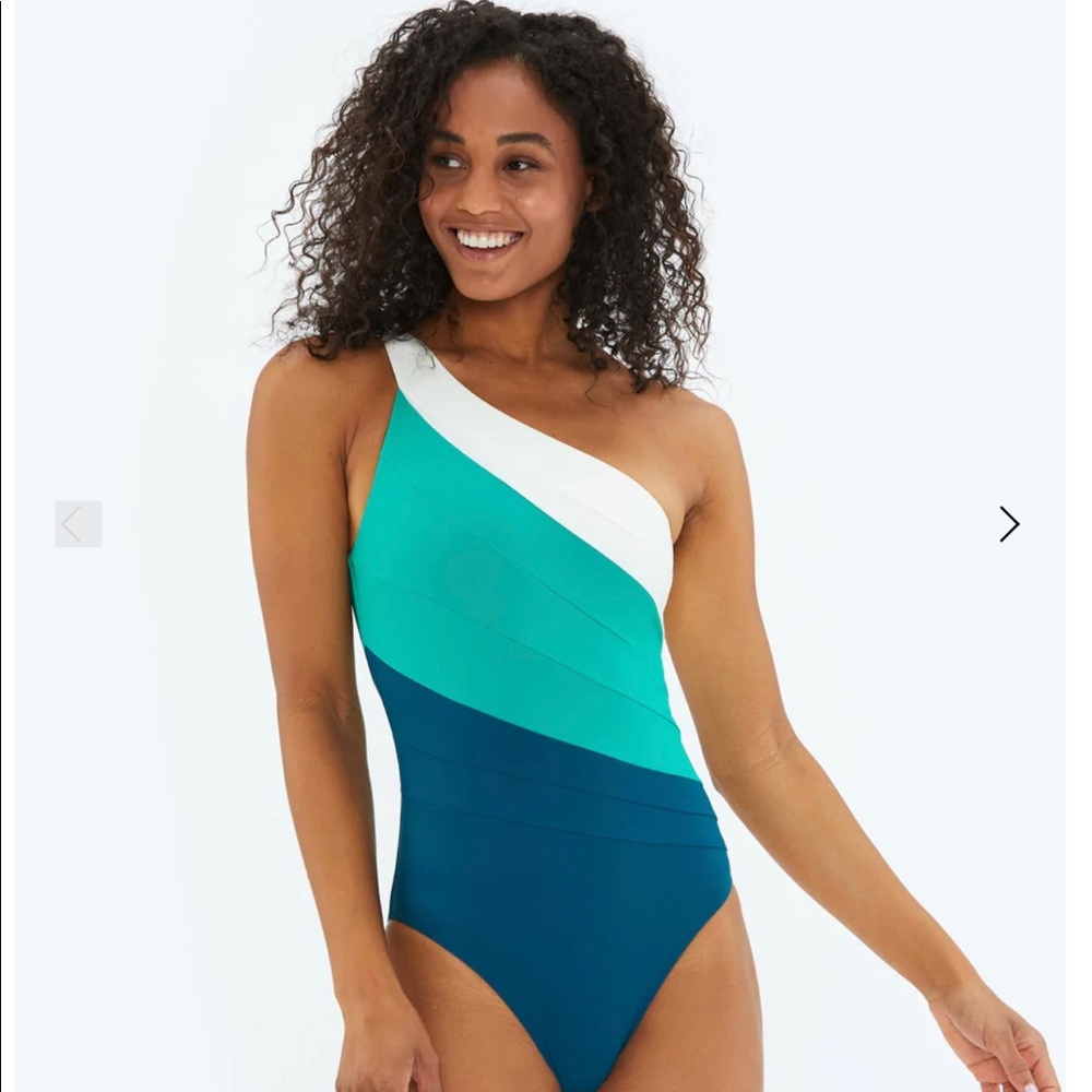 Summersalt Long Torso Sidestroke 6 NWT.